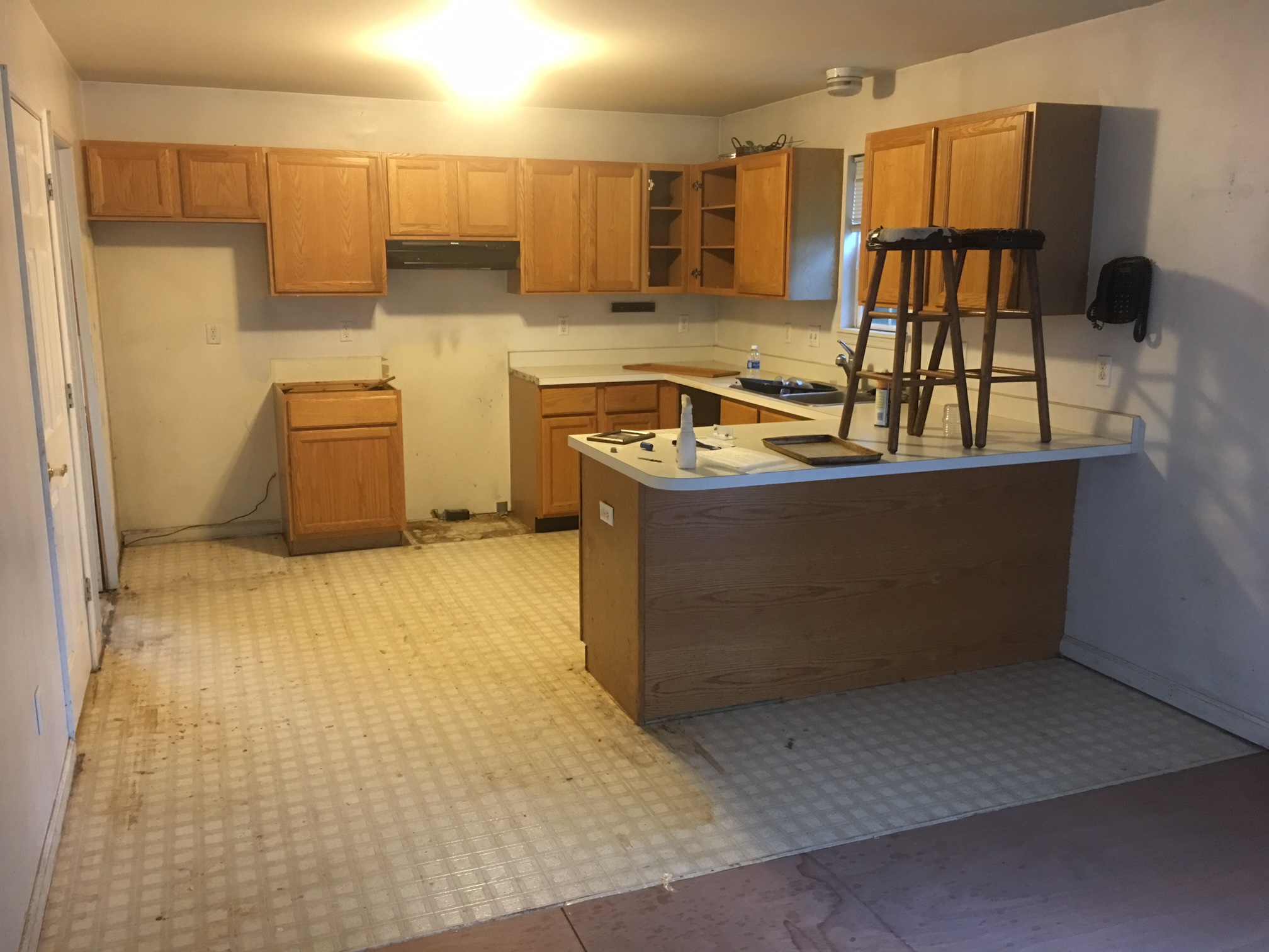 Updating A 90s Kitchen Without Painting Cabinets